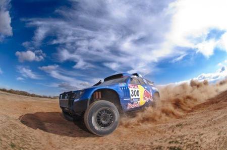 Carlos Sainz defenderá el título del Dakar con ganas y pasión