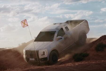La Ford Ranger 2023 viene en camino y ya presume su talento off-road en video