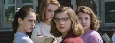 Los inquietantes créditos iniciales de 'It: Bienvenidos a Derry' están repletos de guiños al universo de Stephen King. Un prólogo sangriento y cargado de nostalgia