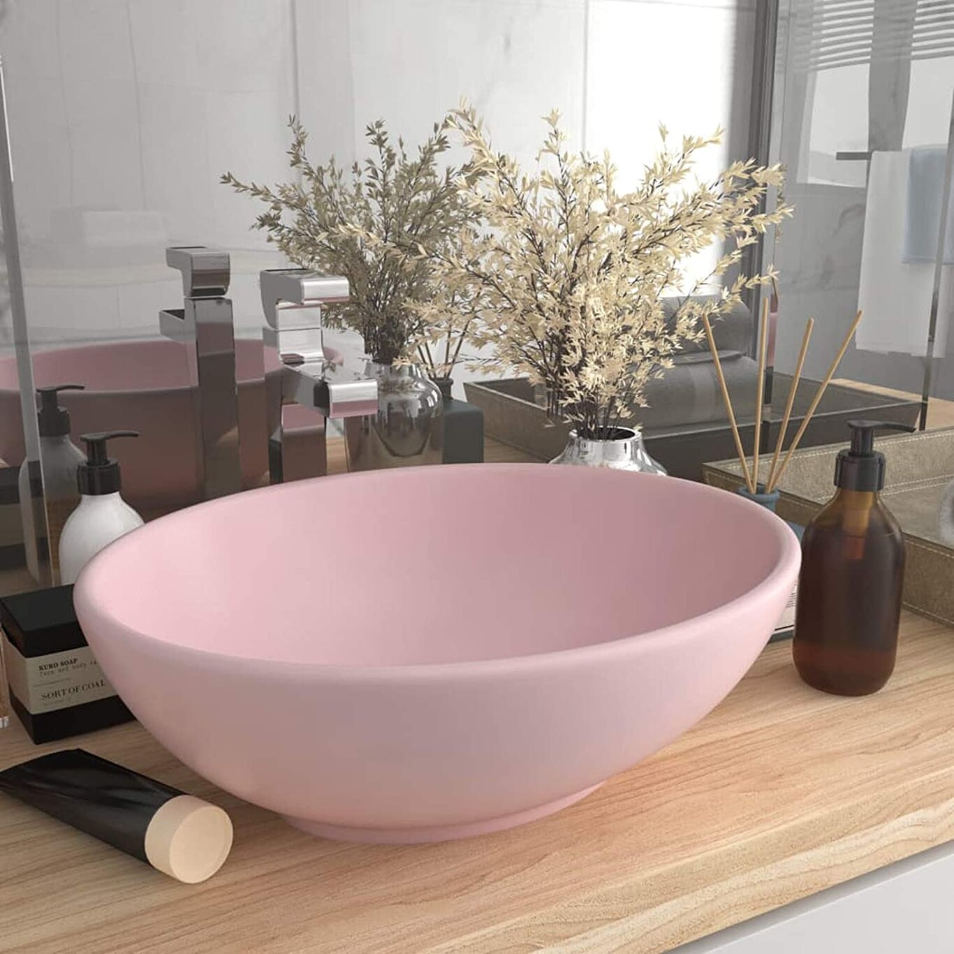 Tendencia en el cuarto de baño; diez lavabos sobre encimera por menos