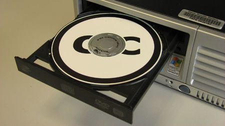 ¿Por qué siguen incluyendo las lectoras de CD/DVD los nuevos equipos que compramos?