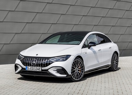 Mercedes Benz Eqe 53 Amg 2023 1600 01