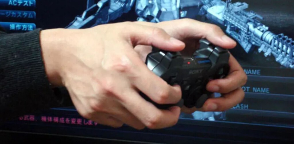 Por qué lo nuevo de los creadores de Elden Ring se juega con el mando al revés, o cómo nació uno de los primeros memes de la historia del videojuego Por qué lo nuevo de los creadores de Elden Ring se juega con el mando al revés, o cómo nació uno de los primeros memes de la historia del videojuego