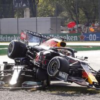 La FIA ha sancionado a Max Verstappen con tres posiciones en Rusia tras su accidente con Lewis Hamilton en Monza 
