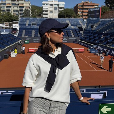 Estas son las sandalias de plataforma pura tendencia que se llevan con los jeans acampanados, baggy y balloon en primavera 2026 