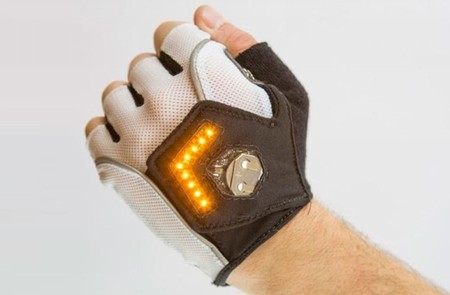 Nuevos detalles de Zackees: la iluminación para ciclistas urbanos está en los guantes