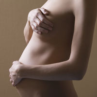 Cómo cambian los pechos durante el embarazo, en la lactancia y hasta el destete, y por qué