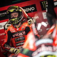 Álvaro Bautista, fuera de Ducati. El cambio de una norma del reglamento puede obligar a una leyenda de las Superbikes a retirarse