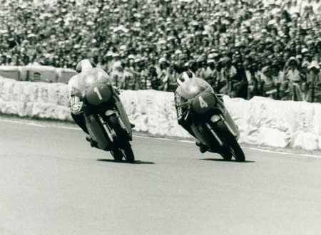 Giacomo Agostini Phil Read Mv Agusta