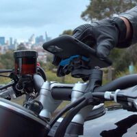 Las vibraciones de las motos se han convertido en un enemigo para las cámaras del iPhone, así que Apple se ha gastado millones en un laboratorio secreto para combatirlas