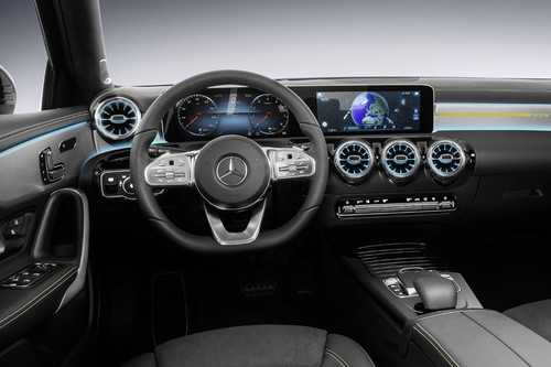 El Mercedes-Benz Clase A 2018 estrena un interior digital y de aspecto más premium