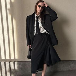 Acaban de llegar a Zara y están a punto de agotarse: cinco prendas básicas, modernas e infalibles para la primavera 2026