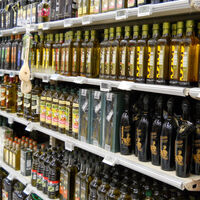 Nuevo precio hoy 17 de abril para el aceite de oliva virgen extra: este pack de garrafas a menos de 5 euros el litro  