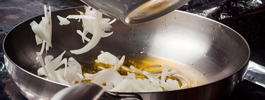 El órden de los productos, sí modifica el sabor. Por qué cocinar antes el ajo o la cebolla es clave para el resultado 