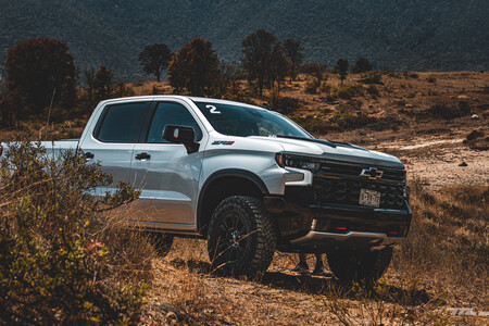 Chevroelt Cheyenne Zr2 Prueba De Manejo Opiniones Mexico 2