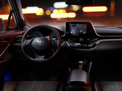 Cinco ejemplos de cómo los nuevos sistemas de conectividad están cambiando la experiencia con nuestro coche 
