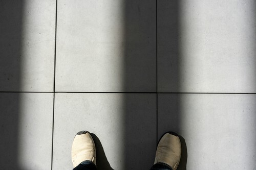 Limpiar las juntas del suelo