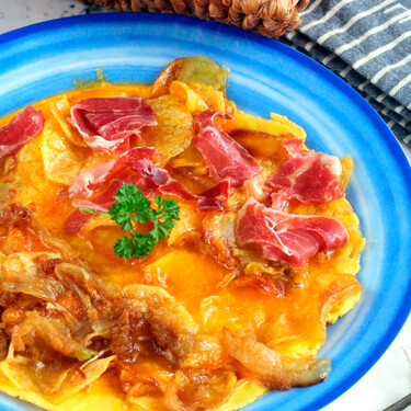 Tortilla vaga o tortilla de patata para extranjeros, la receta de Sacha Hormaechea