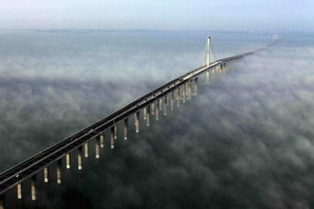 Los puentes más largos del mundo está en China, y el más largo tiene 160 km