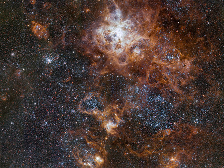 Una asombrosa nebulosa, desnudos bajo el agua, macrofotografía vintage y más en: Galaxia Xataka Foto