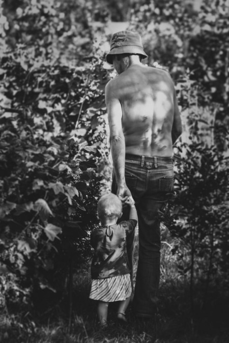 Perfect Grandad I Documented My Dad Spending Time With My Little Monsters 9 880