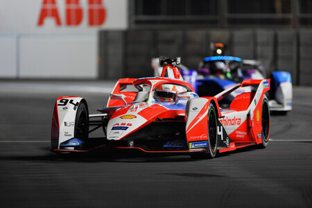 Alex Lynn se estrena en una caótica carrera de Fórmula E en Londres gracias a una bandera negra a Lucas Di Grassi