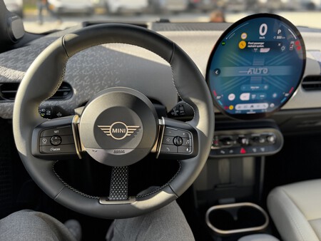 MINI Cooper Convertible 2025