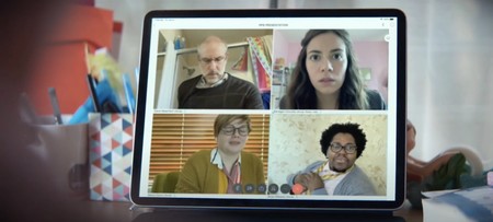 Apple promueve el trabajo en remoto de los empleados de las Apple Store, mientras toma la situación con buen humor