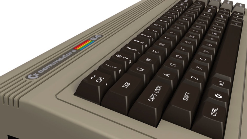 Foto de Commodore C64x (6/10)
