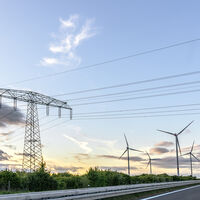 España tiene un problema gigante: su red eléctrica dice estar "llena" cuando en realidad está infrautilizada