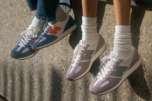 New Balance Tiene Las Zapatillas De Inspiracion Setentera Que Vas A Llevar En Todos Tus Looks Estan En Cuatro Colores Y No Les Pide Nada A Las Samba De Adidas