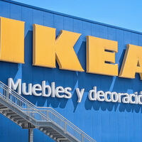 Ya está disponible en Ikea el sofá cama con estilo ideal para recibir a tus invitados, incluso si vives en pisos pequeños 