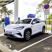 Cuáles son los países más baratos y más caros de Europa para recargar un coche eléctrico en viaje. Spoiler: España no es de los más caros