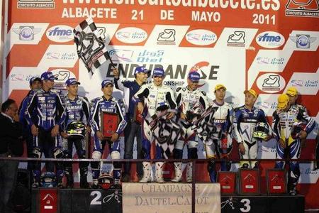 Podio 8h Nocturnas de Albacete