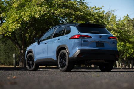 toyota Corolla cross HEV