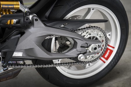 Ducati Hypermotard V2 Sp 2026 033