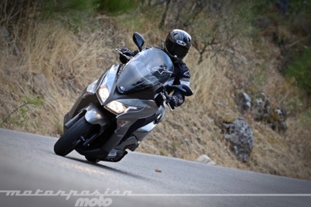 Kymco Grand Dink 125 2016 10