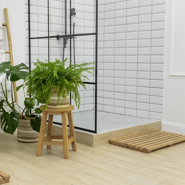 Primark lanza el organizador de ducha transparente que necesitas para que tu baño parezca el de un hotel: es elegante, práctico y cuesta 8 euros