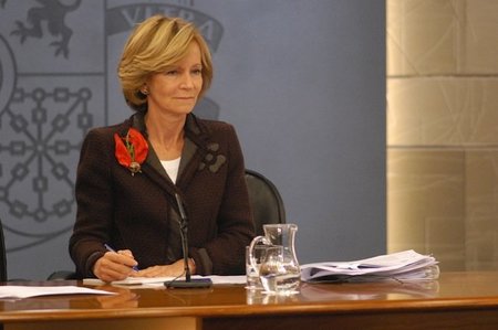 Salgado aumenta las coberturas del fondo de garantía de depósitos para cubrir la crisis financiera