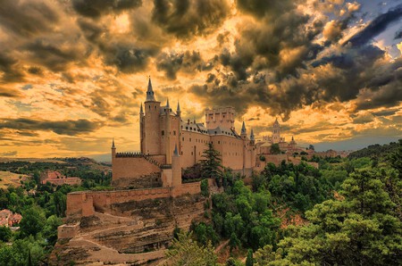 Alcazar De Segovia 6582779 1920