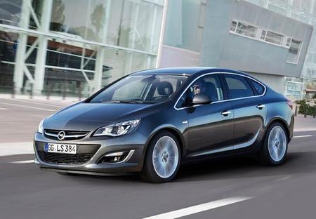 opel_astra_sedan.jpg