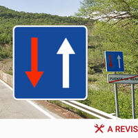 Flecha roja, flecha blanca: qué tenemos que hacer cuando vemos esta señal que supone 200 euros de multa si no se respeta