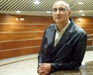Para educar bien hay que ir en contra de los valores de la sociedad