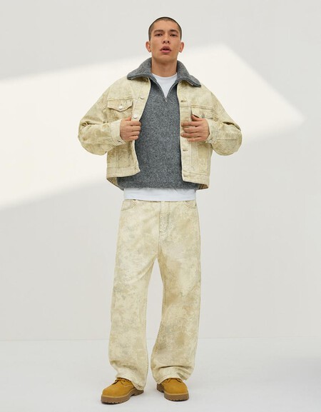 Ni Rectos Ni Anchos Los Jeans Barrel Dictan La Nueva Silueta Masculina Y Bershka Tiene Los Vaqueros Perfectos Para Llevarlos En Tu Look