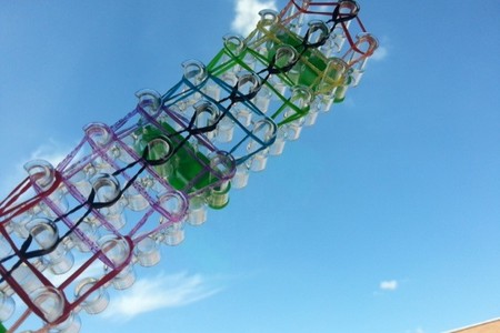 Las pulseras de goma, el telar y otros instrumentos necesarios