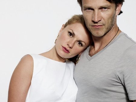 Stephen Moyer y Anna Paquin ya son "vampiro" y mujer