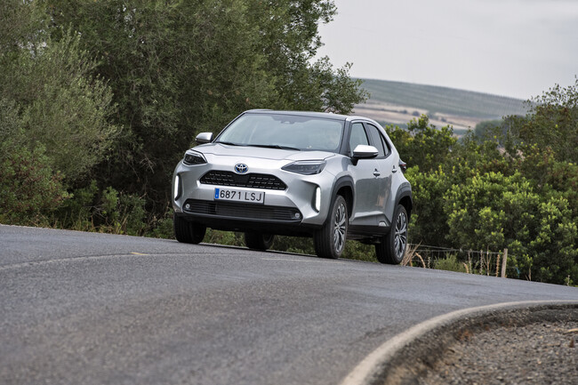 Toyotayariscrosselectrichybrid Presentacioacutensevilla Caacutediz29