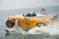 Rinspeed bate el récord en el Canal de la Mancha