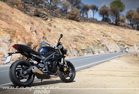 Triumph_Street_Triple