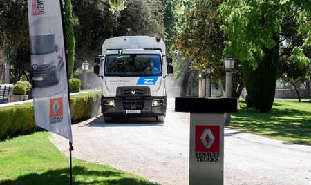 Renault Camion D Wide Ze